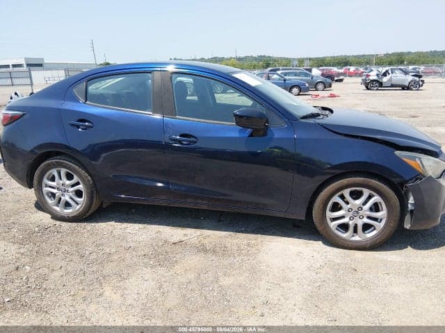 2018 TOYOTA YARIS IA 13