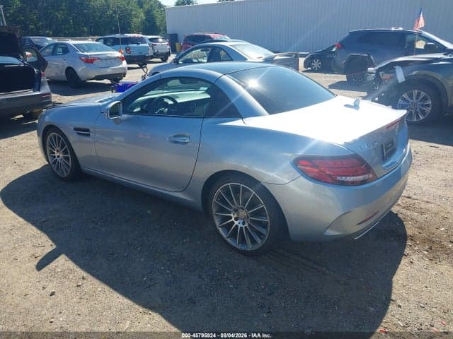 2017 MERCEDES-BENZ SLC 300 3