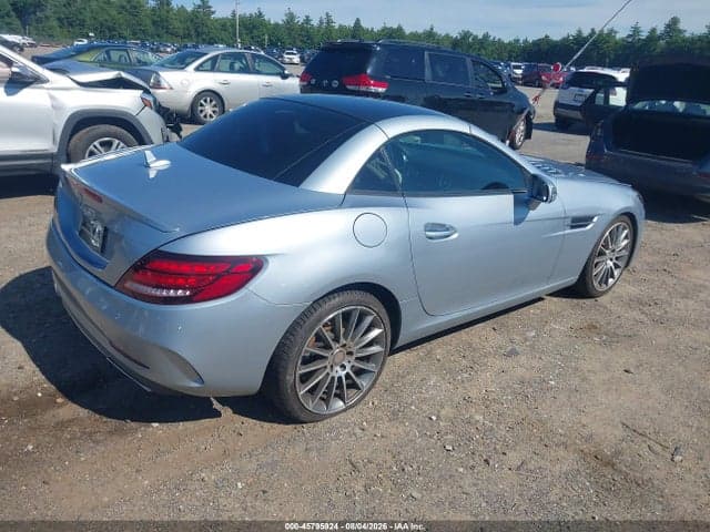2017 MERCEDES-BENZ SLC 300 4