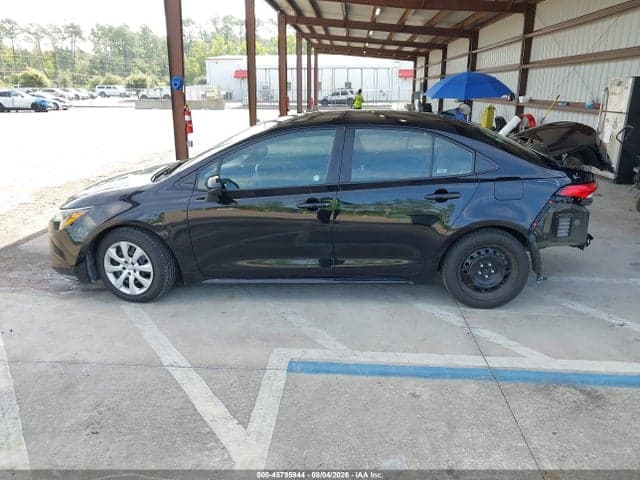 2025 TOYOTA COROLLA LE 15