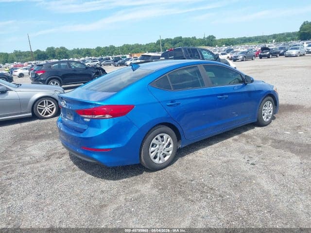 2017 HYUNDAI ELANTRA SE 4
