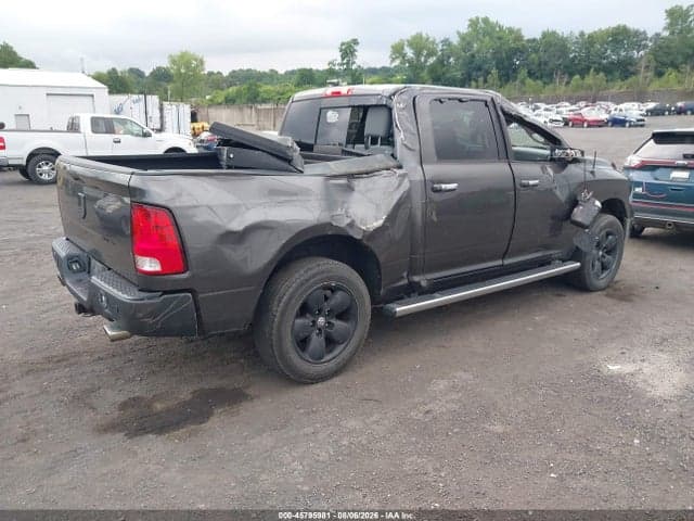 2017 RAM 1500 BIG HORN 4X4 5'7 BOX 4