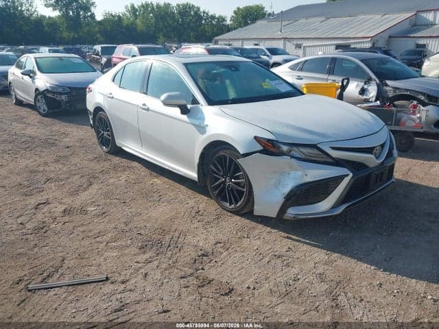 2021 TOYOTA CAMRY XSE HYBRID - 1