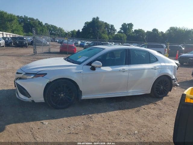 2021 TOYOTA CAMRY XSE HYBRID 15