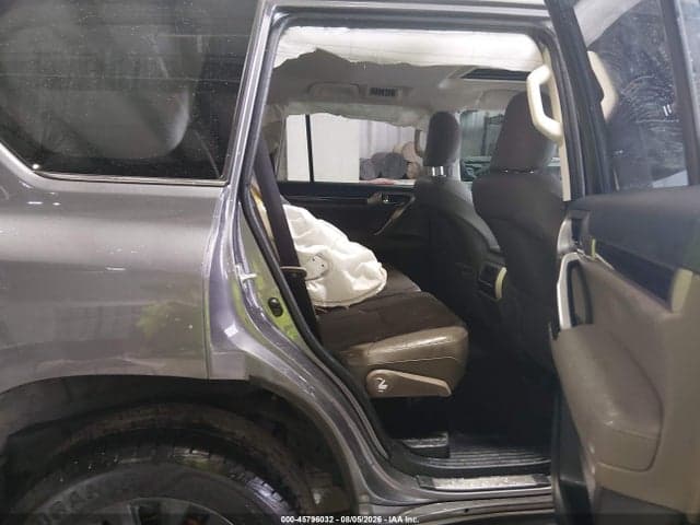 2021 LEXUS GX 460 PREMIUM 8