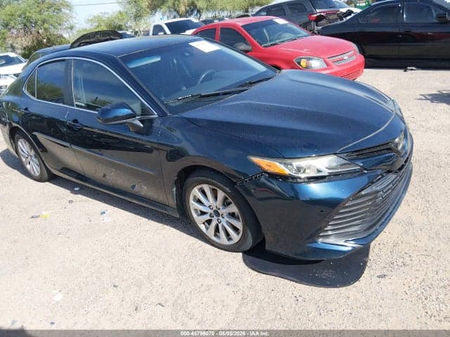 2019 TOYOTA CAMRY LE - 1