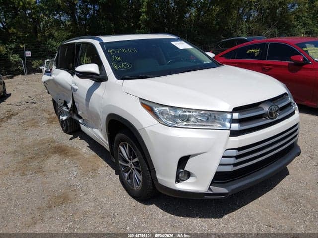 2018 TOYOTA HIGHLANDER XLE - 1