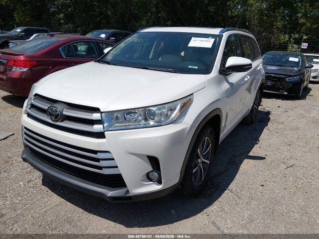 2018 TOYOTA HIGHLANDER XLE 2