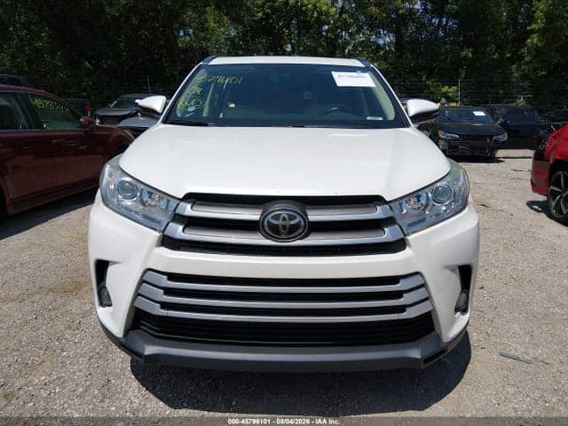 2018 TOYOTA HIGHLANDER XLE 12
