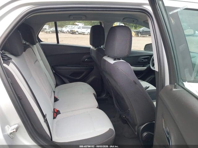 2019 CHEVROLET TRAX LS 8