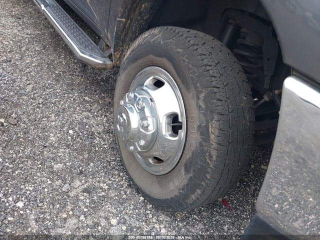 2023 RAM 3500 TRADESMAN 4X4 8' BOX 12