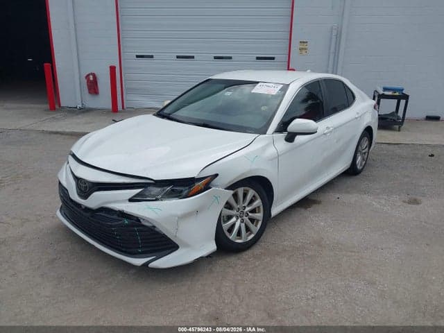 2020 TOYOTA CAMRY LE 2