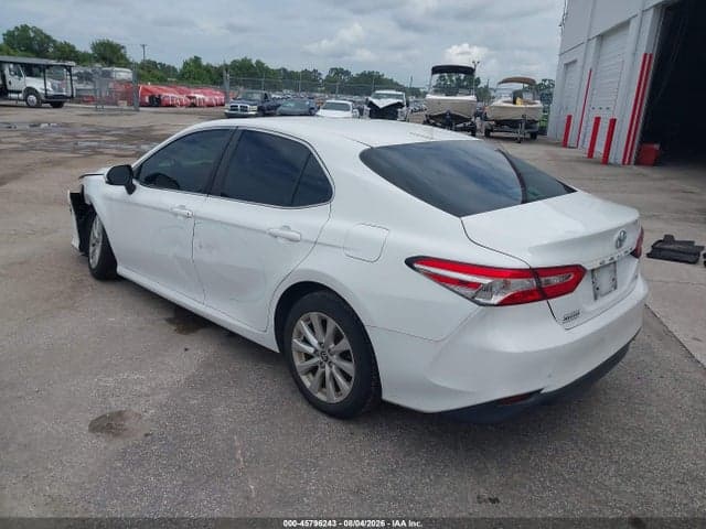 2020 TOYOTA CAMRY LE 3