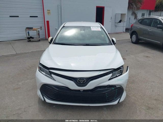 2020 TOYOTA CAMRY LE 6