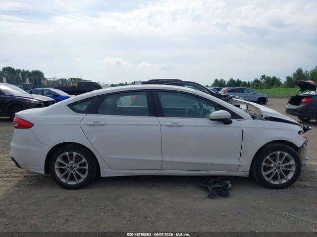 2020 FORD FUSION HYBRID SE 13