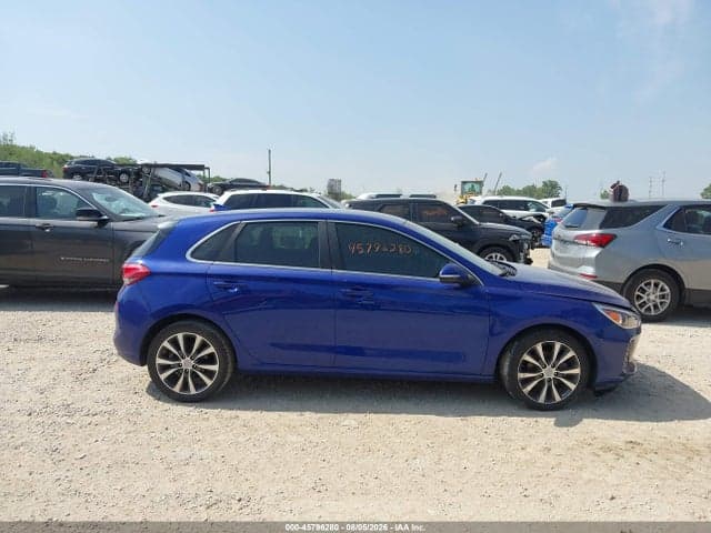 2018 HYUNDAI ELANTRA GT 13