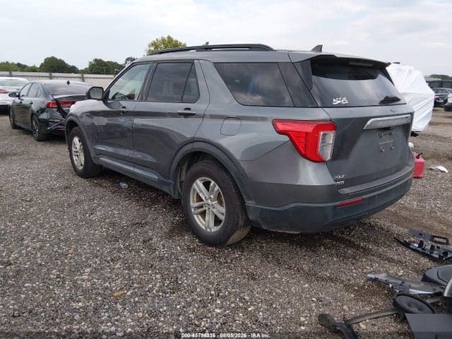 2021 FORD EXPLORER XLT 3