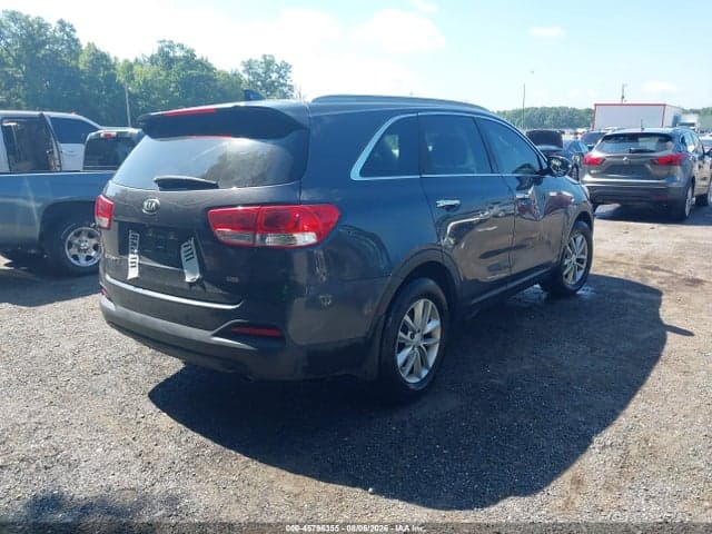 2017 KIA SORENTO 2.4L LX 4