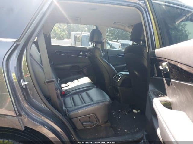2017 KIA SORENTO 2.4L LX 8