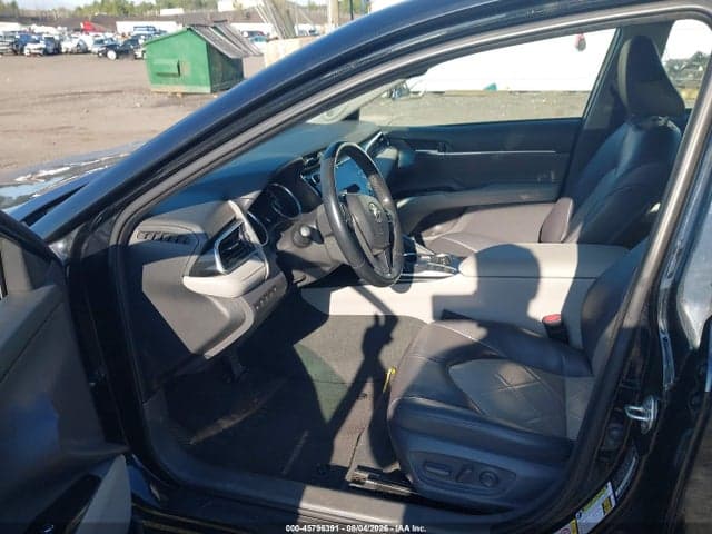 2018 TOYOTA CAMRY XLE 5