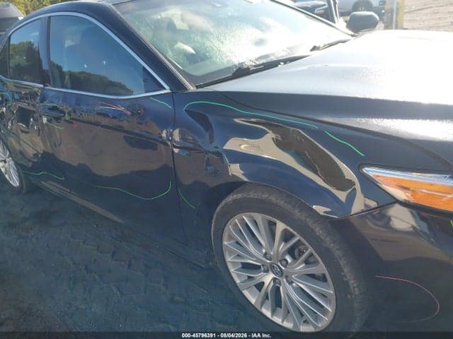 2018 TOYOTA CAMRY XLE 6
