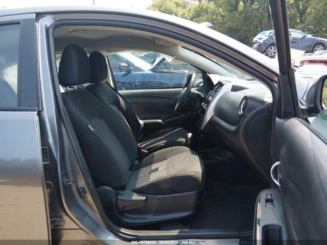 2019 NISSAN VERSA 1.6 SV 5