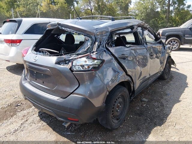2018 NISSAN KICKS S 4
