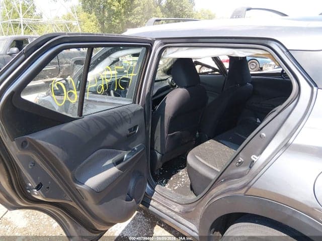 2018 NISSAN KICKS S 8