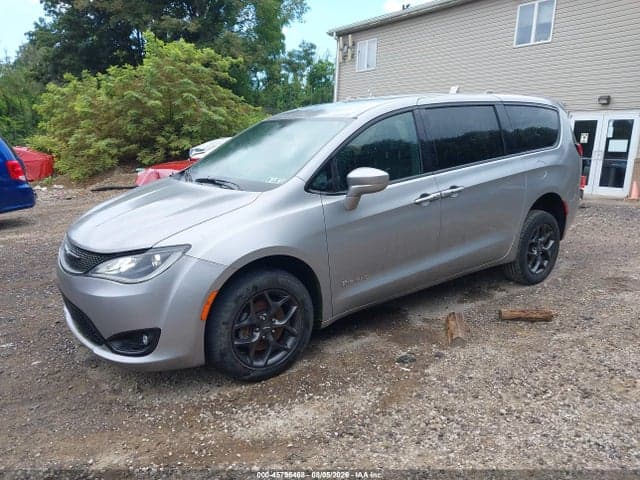 2019 CHRYSLER PACIFICA TOURING PLUS 2