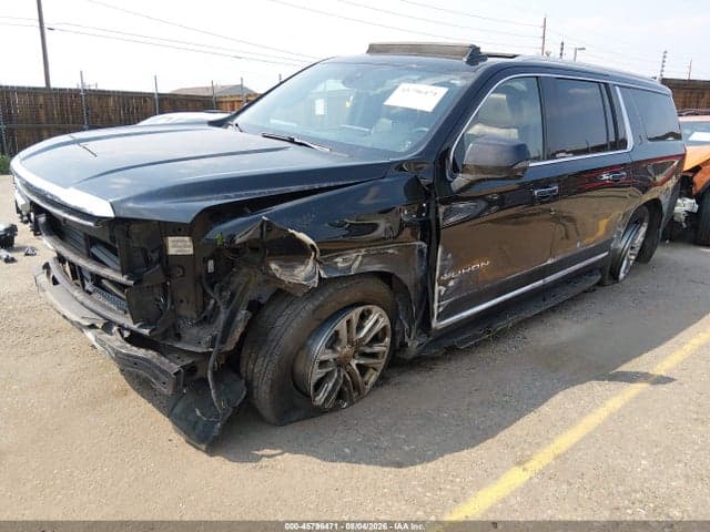 2021 GMC YUKON XL 4WD SLT 2