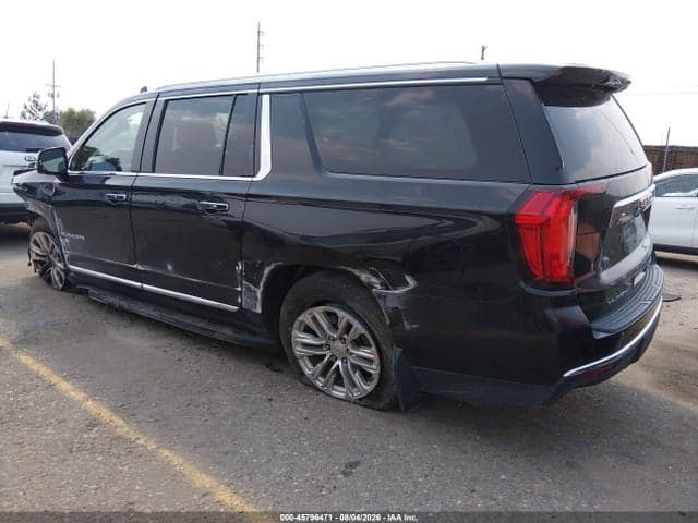 2021 GMC YUKON XL 4WD SLT 3