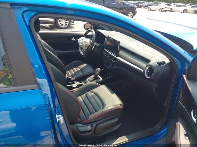 2022 KIA FORTE GT 5