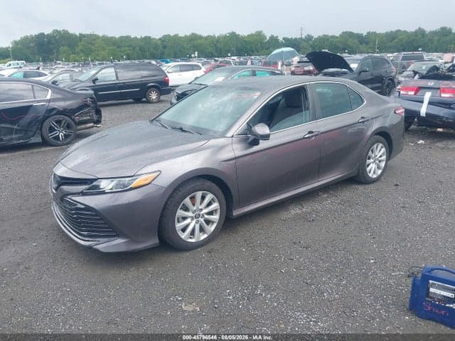 2020 TOYOTA CAMRY LE 2