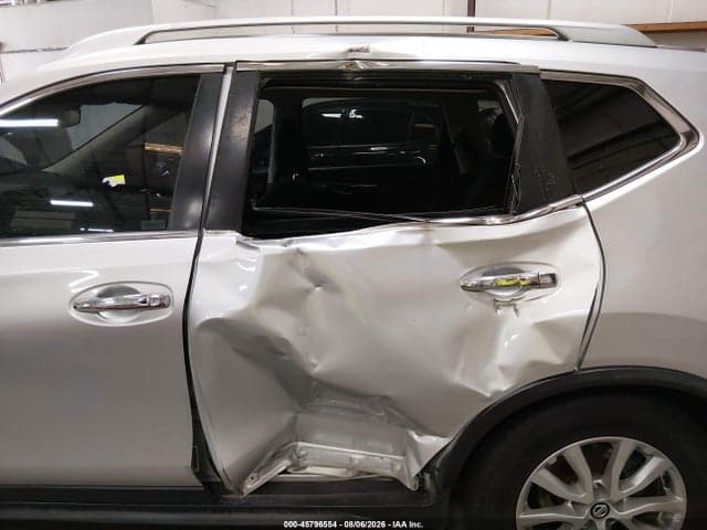 2020 NISSAN ROGUE SV FWD 6