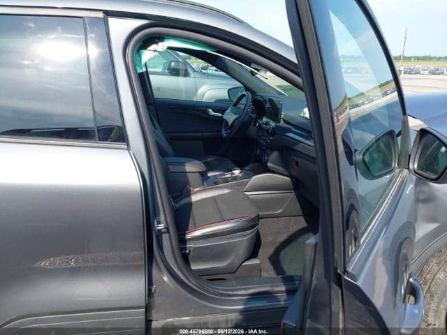 2025 FORD ESCAPE ST-LINE 5