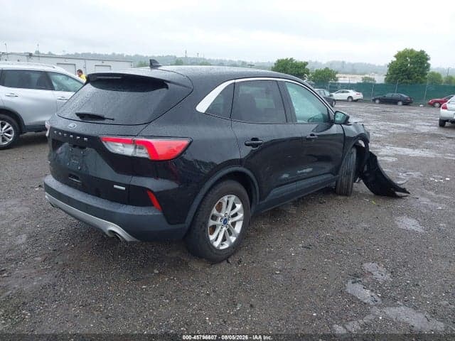 2020 FORD ESCAPE SE 4