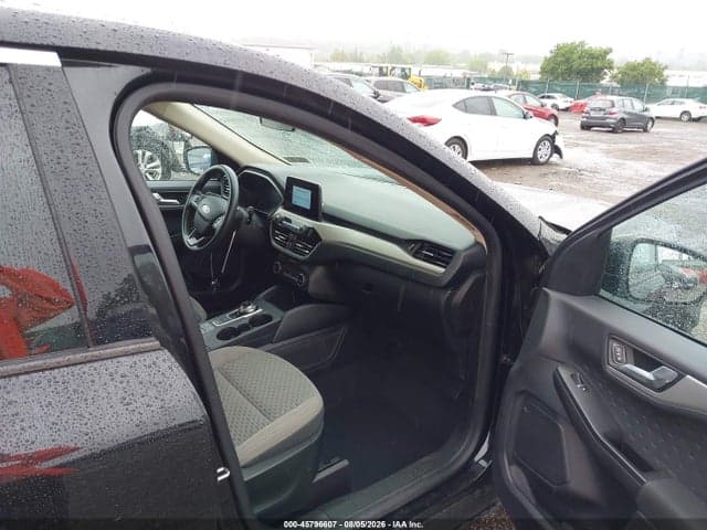 2020 FORD ESCAPE SE 5