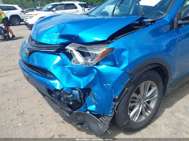 2017 TOYOTA RAV4 LE 6