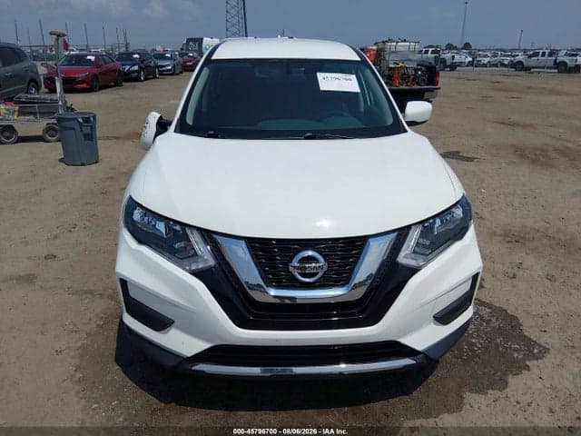 2017 NISSAN ROGUE S 11