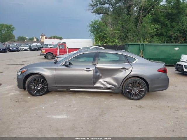 2019 INFINITI Q70L 3.7X LUXE 14