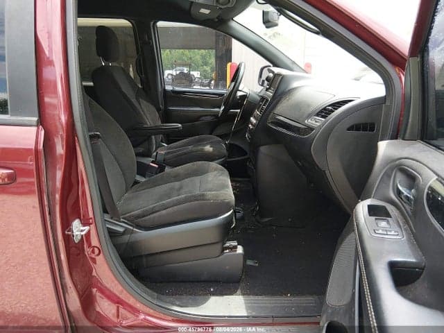 2018 DODGE GRAND CARAVAN SE PLUS 5
