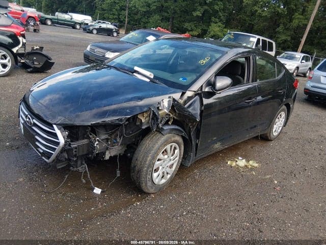 2018 HYUNDAI ELANTRA SE 2