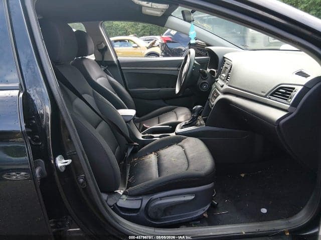2018 HYUNDAI ELANTRA SE 5