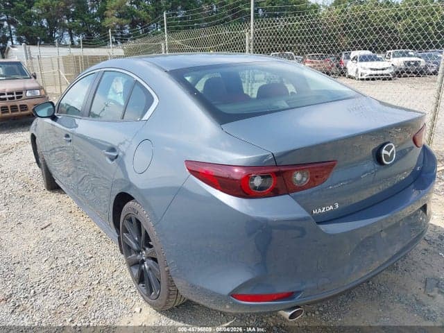 2022 MAZDA MAZDA3 CARBON EDITION 3