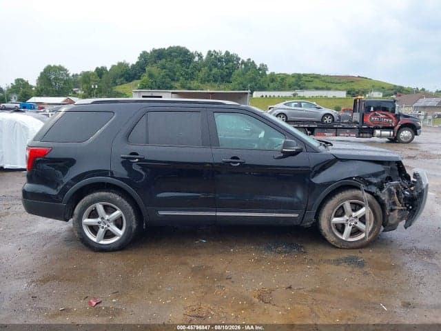 2017 FORD EXPLORER XLT 13