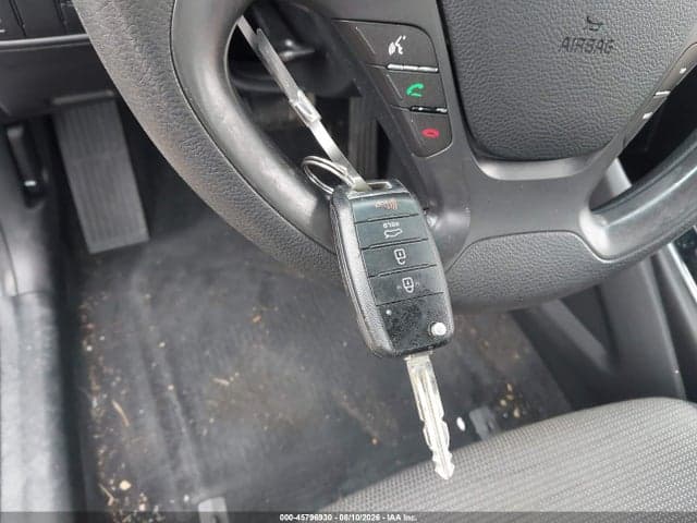 2017 KIA FORTE LX 11