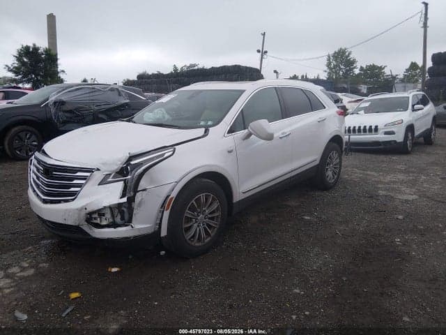 2017 CADILLAC XT5 LUXURY 2