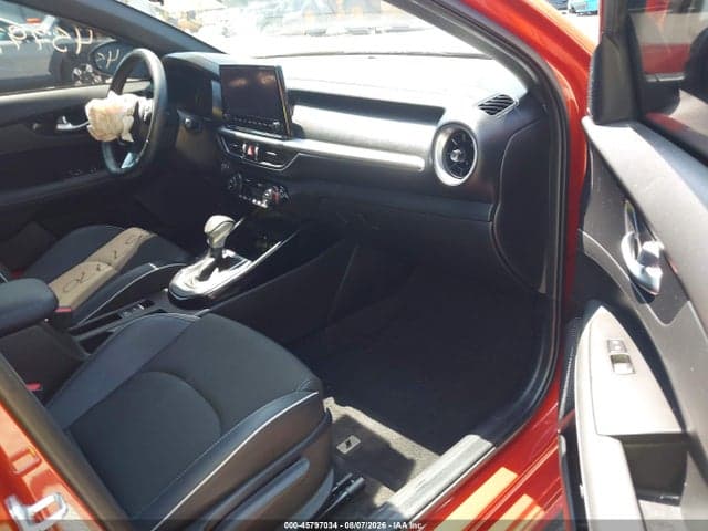 2023 KIA FORTE GT-LINE 5