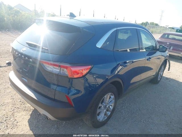 2020 FORD ESCAPE SE 4