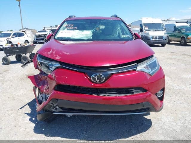 2018 TOYOTA RAV4 XLE 12